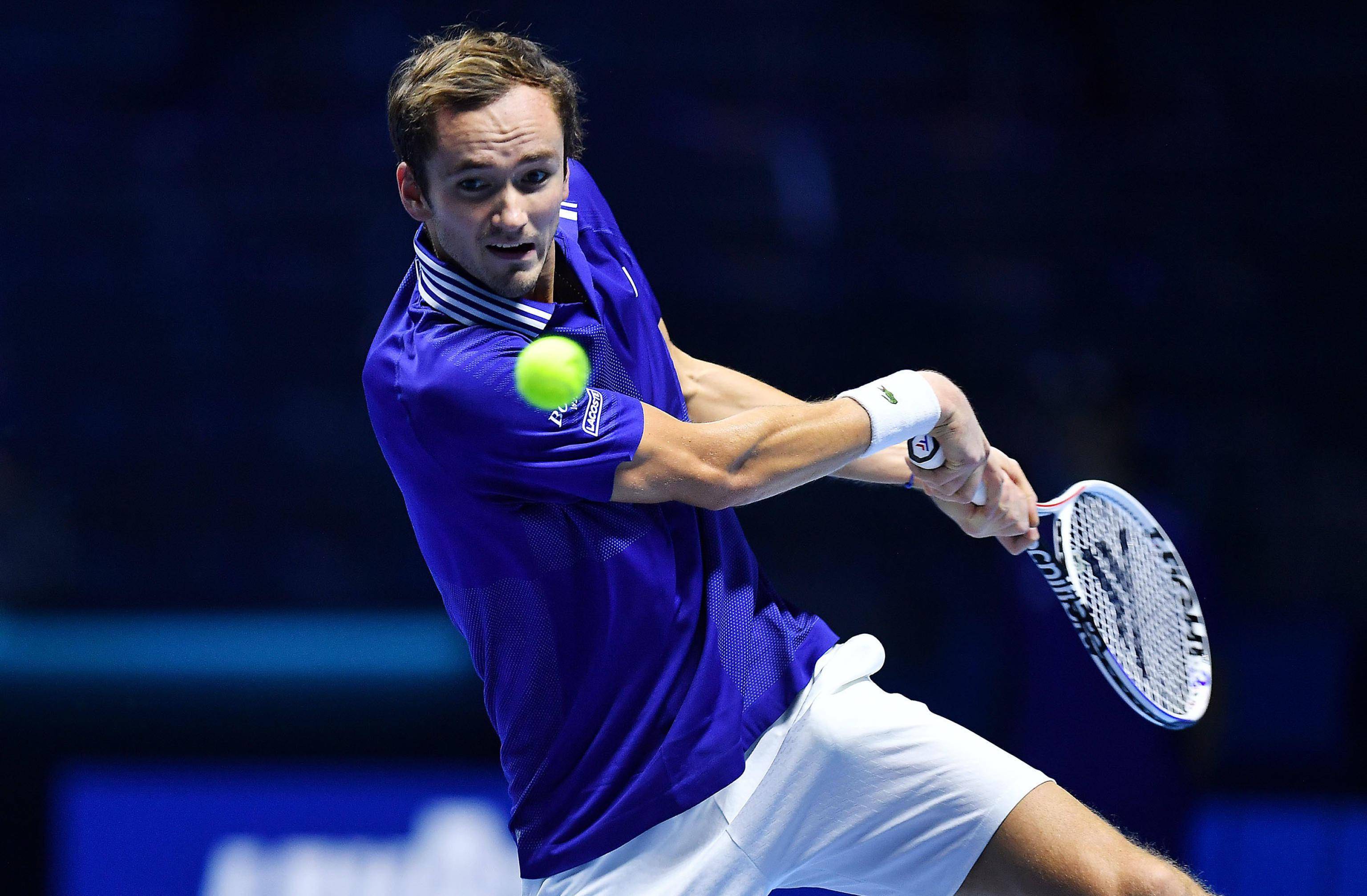 九游世界杯2026-ATP总决赛翻盘法网，梅德韦杰夫高光表现